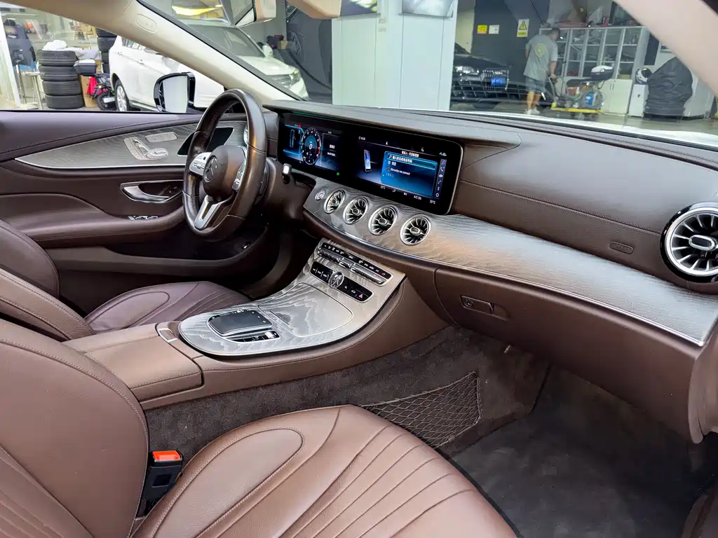 Mercedes-Benz CLS 2020 — фото 20