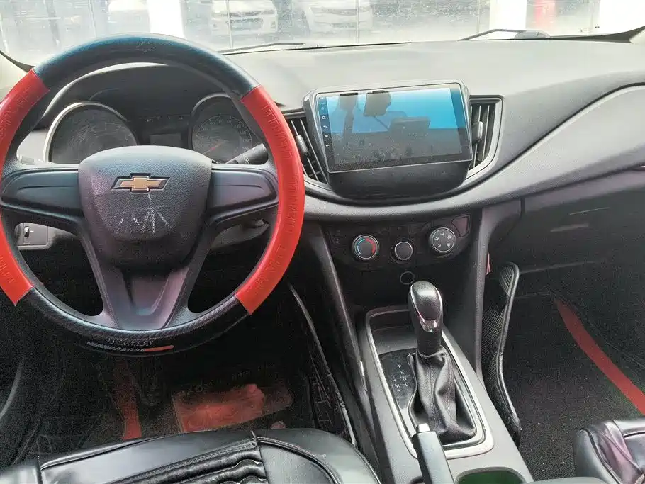 Chevrolet Cavalier 2019 — фото 12