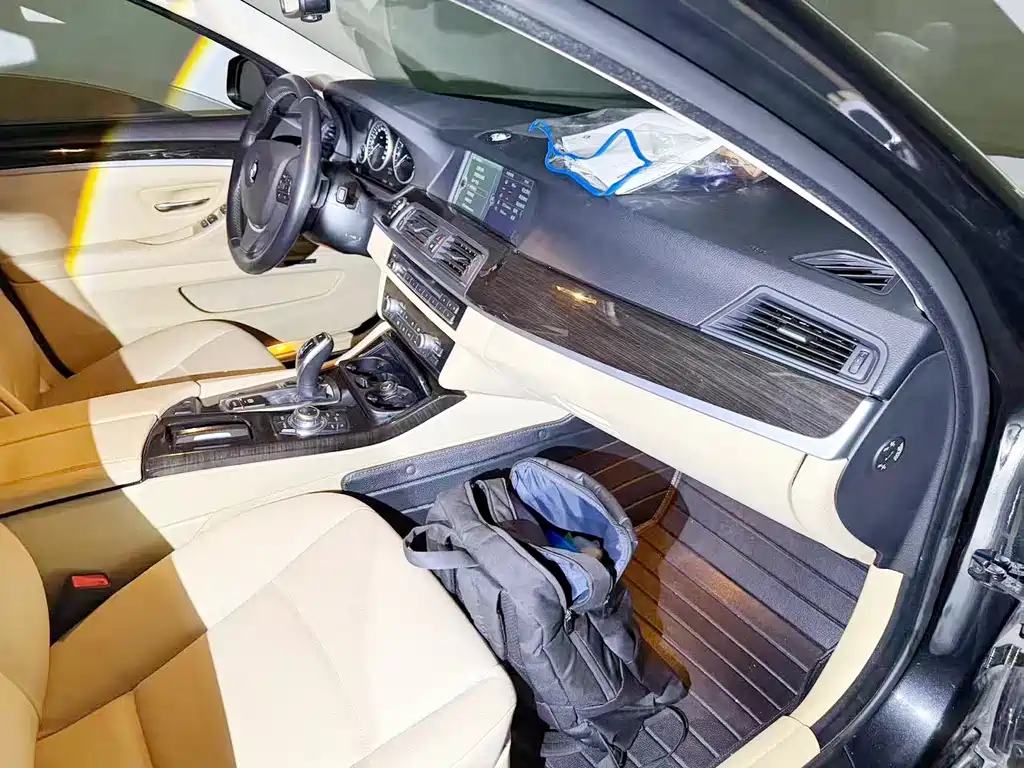 BMW 5 Series 2012