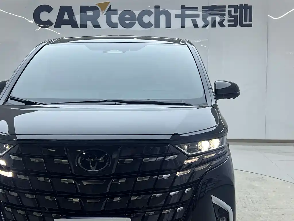 Toyota Alphard 2023 — фото 2