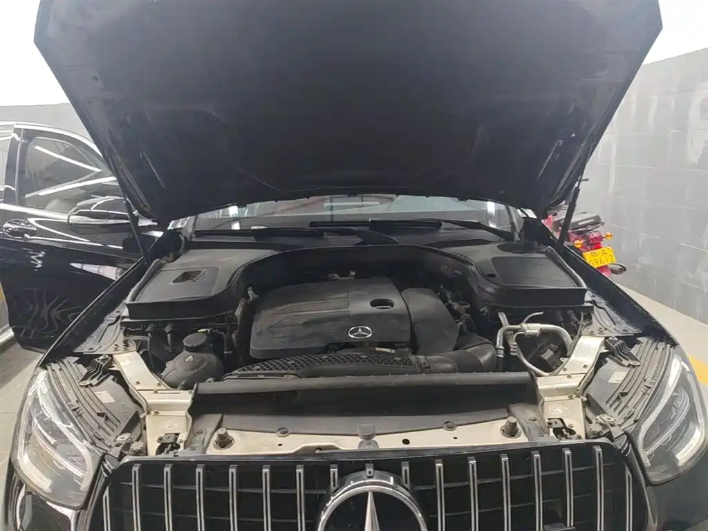 Mercedes-Benz GLC 2020 — фото 20