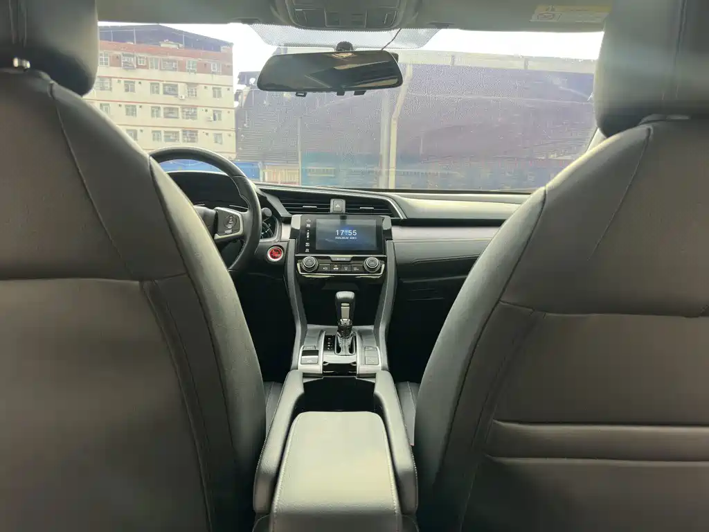 Honda Civic 2019 — фото 12