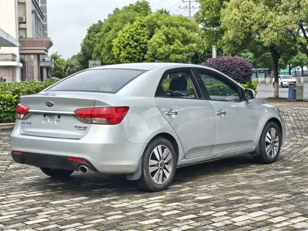 Kia Forte 2014 — фото 7