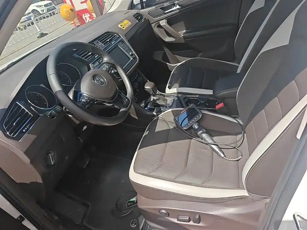 Volkswagen Tiguan L 2017 — фото 15