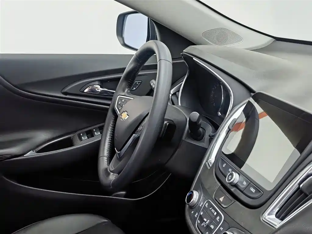 Chevrolet Malibu XL 2017 — фото 22
