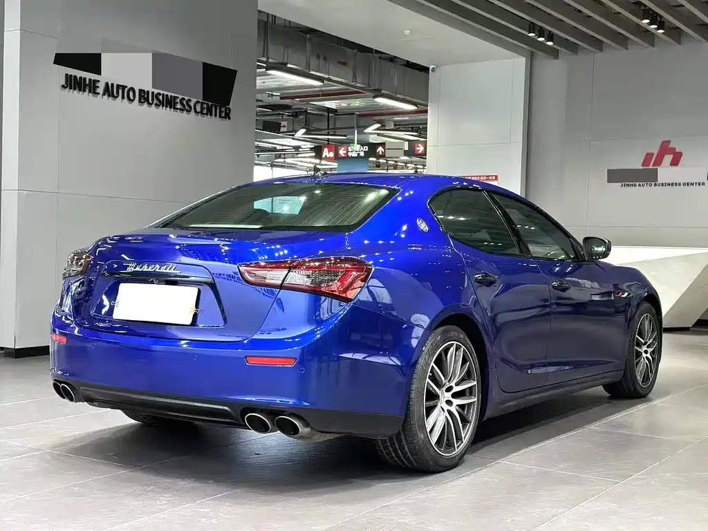 Maserati Ghibli 2016 — фото 9
