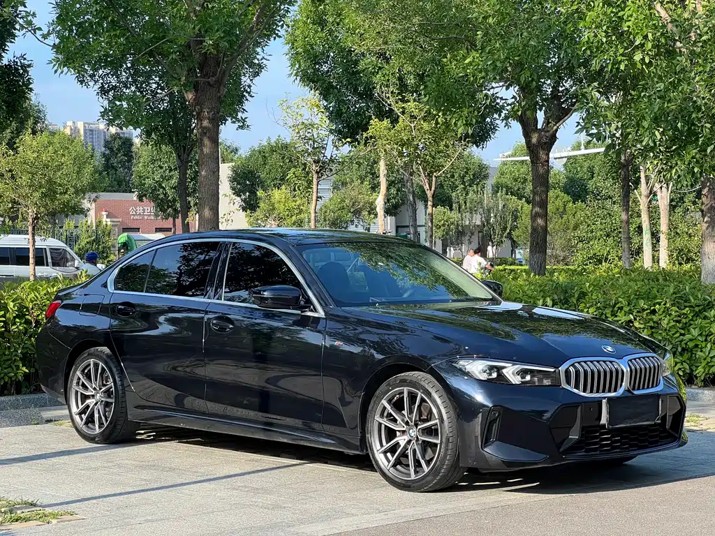 BMW 3 Series 2023