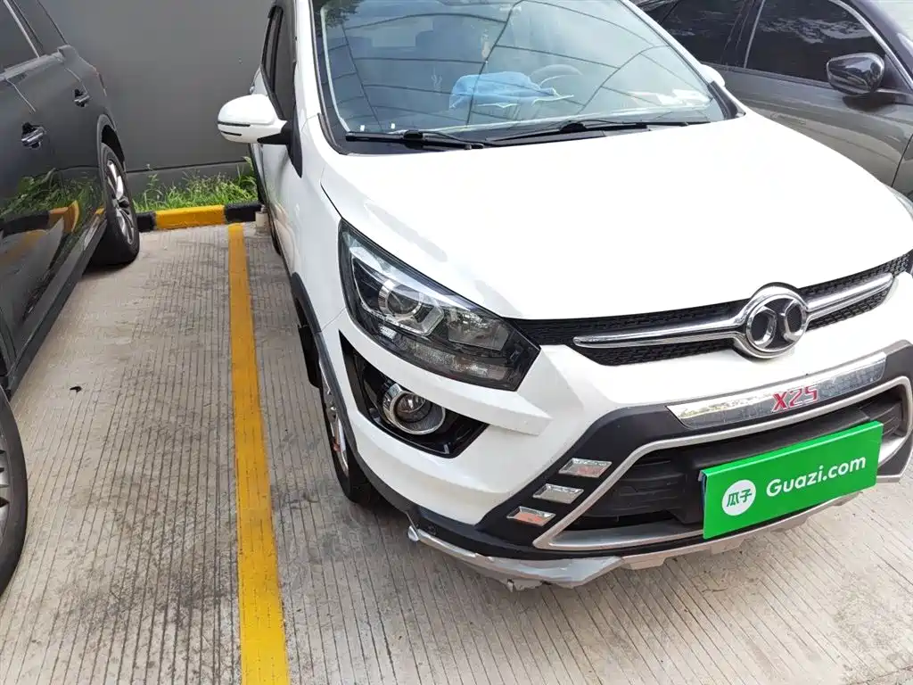 BAIC Senova X25 2017