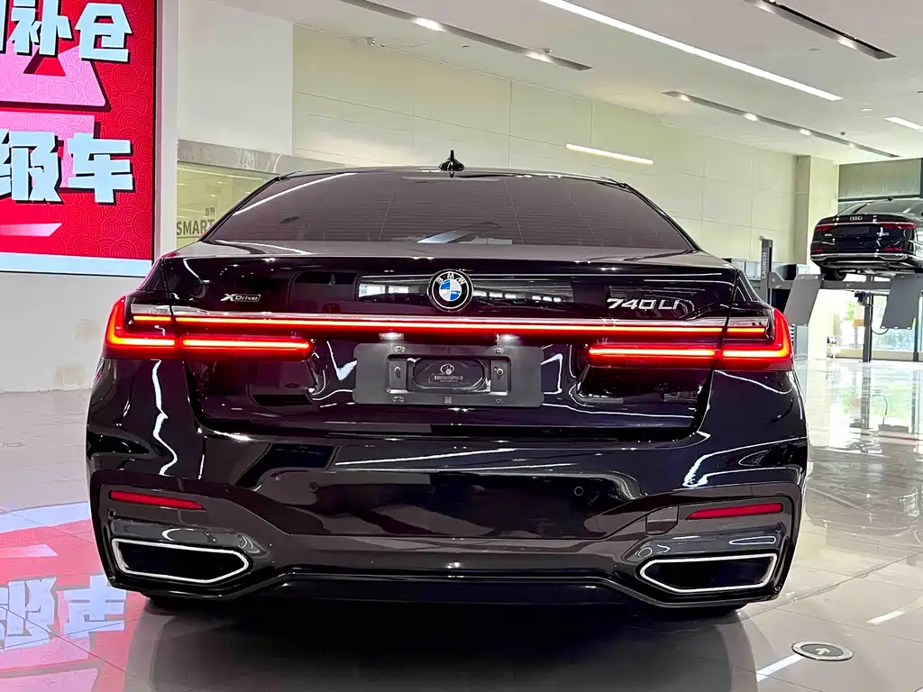 BMW 7 Series 2021 — фото 10