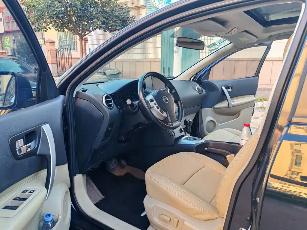 Nissan Qashqai 2012
