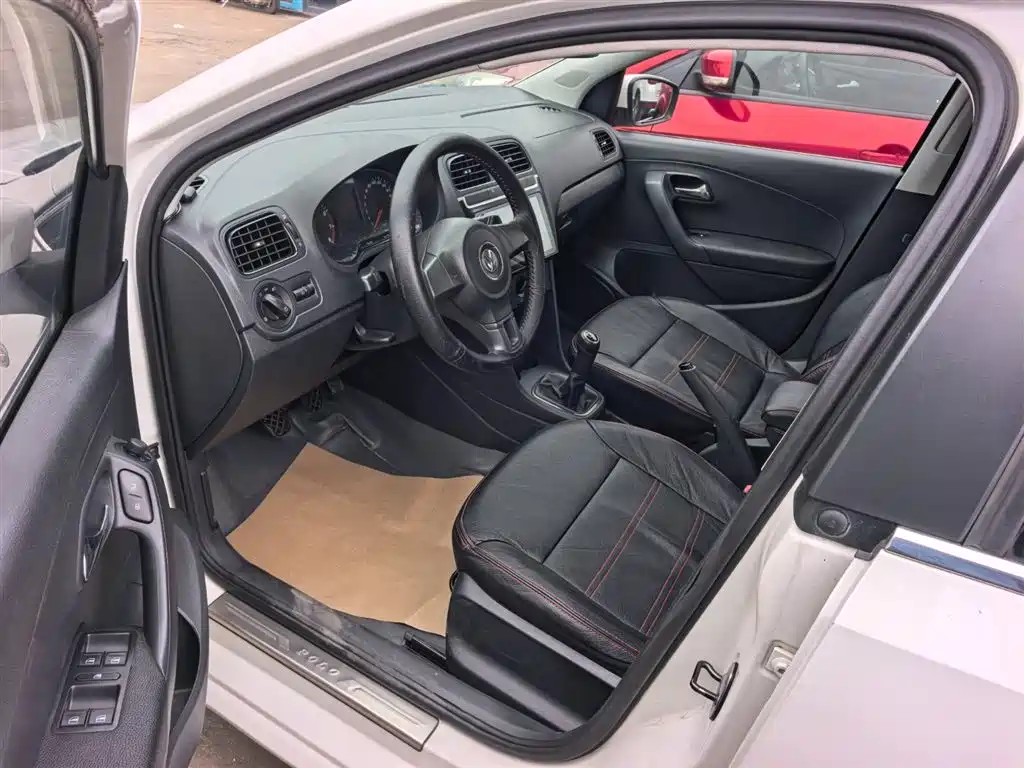Volkswagen Polo 2013