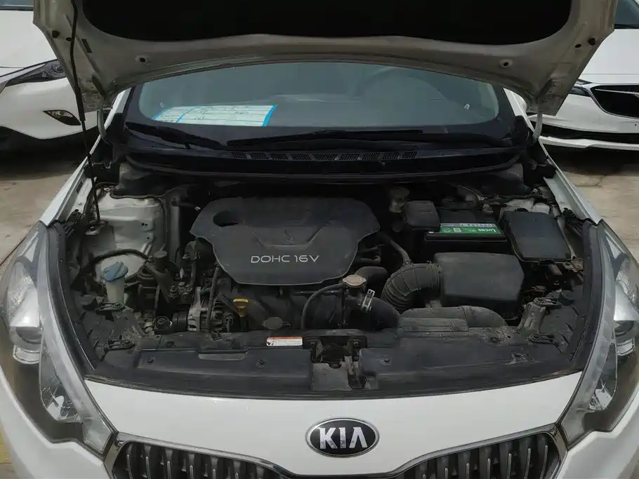 Kia K3 2015 — фото 10
