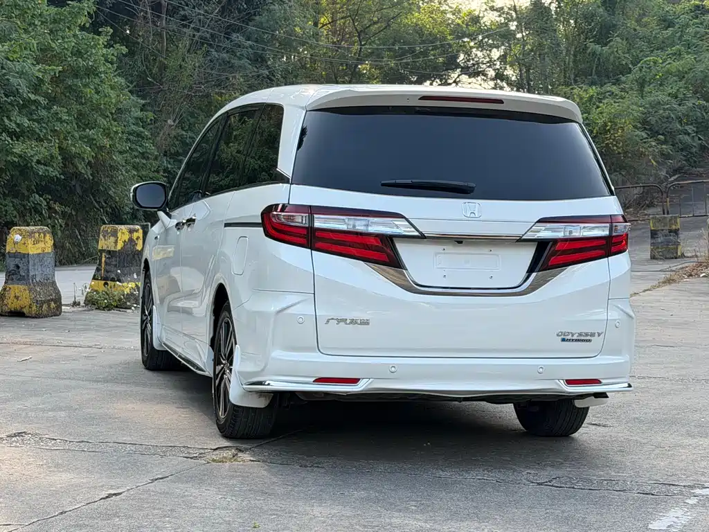 Honda Odyssey 2019 — фото 7