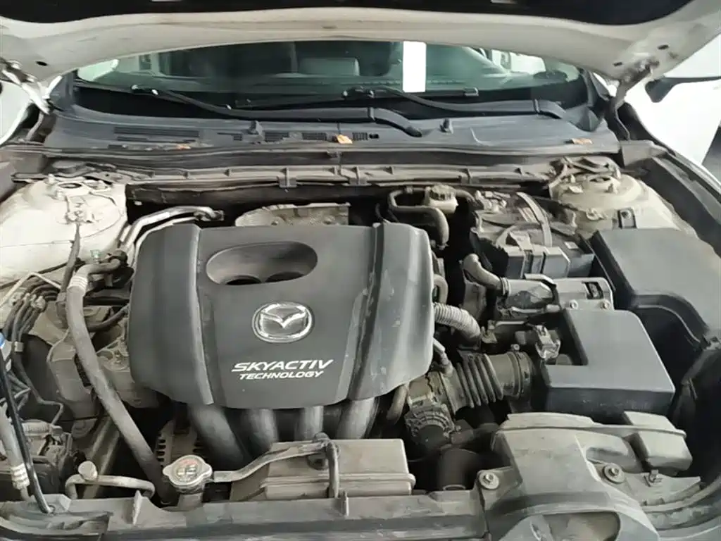 Mazda 3 Axela 2016 — фото 20
