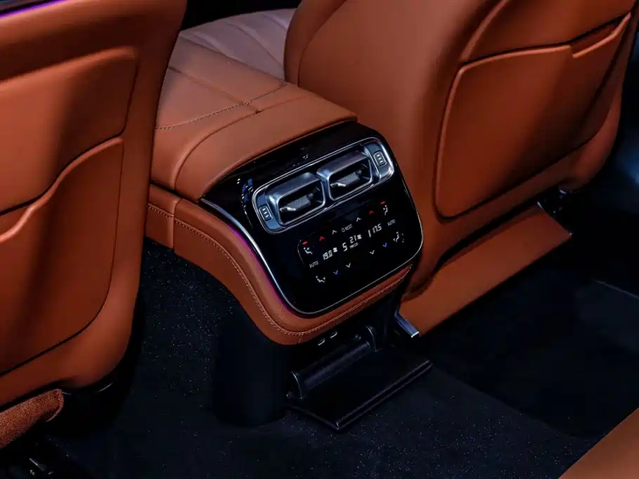 Mercedes-Benz S-Class 2023 — фото 11