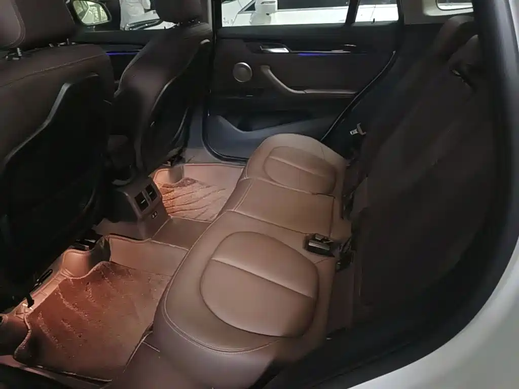 BMW X1 2021 — фото 17