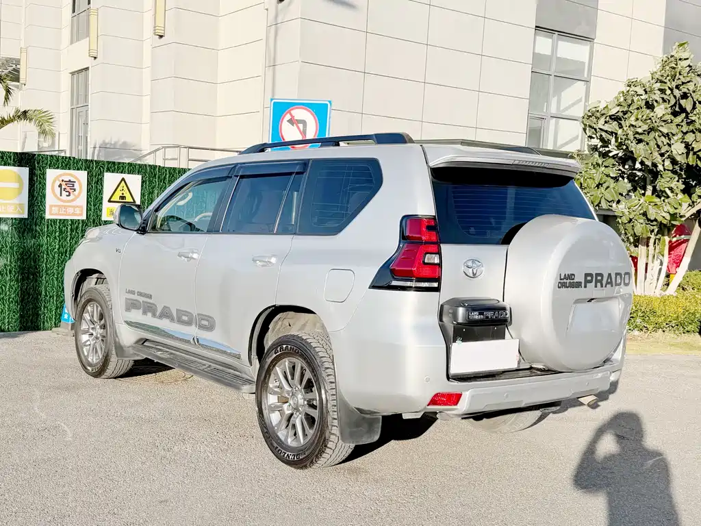 Toyota Prado 2018 — фото 15