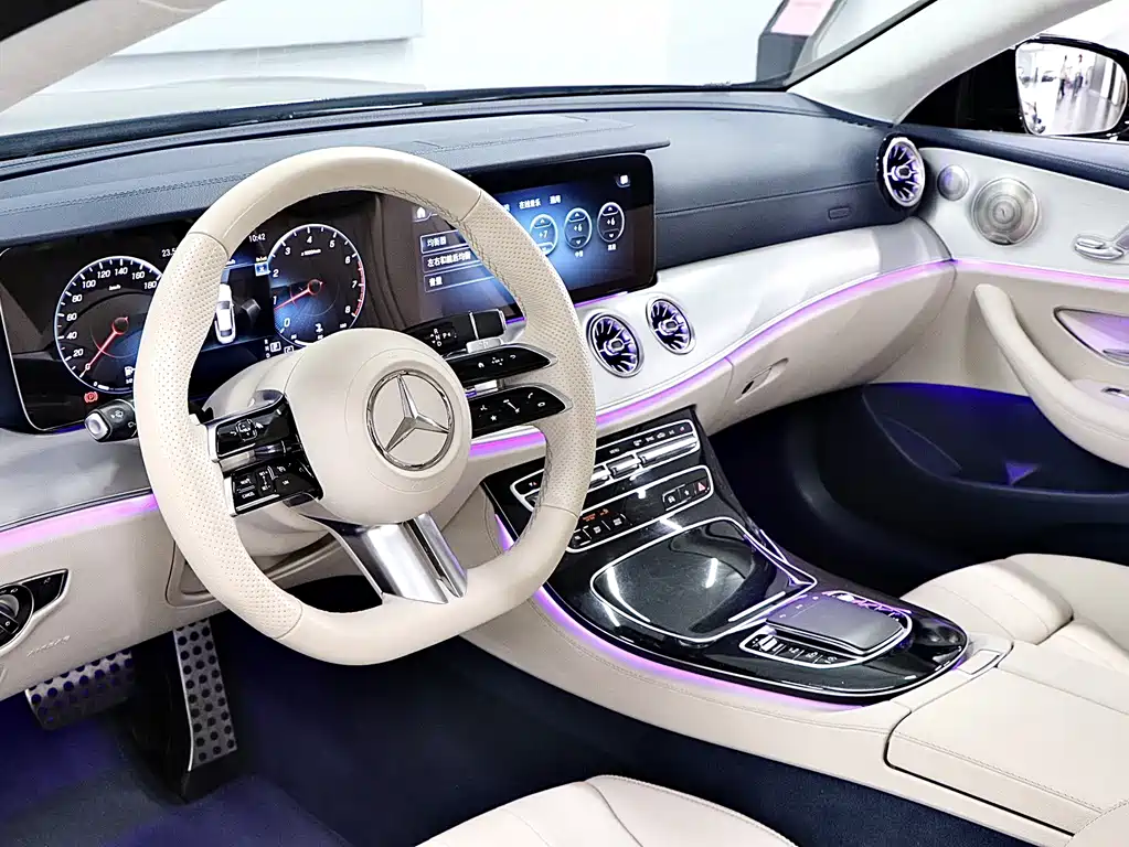 Mercedes-Benz E-Class 2023 — фото 11