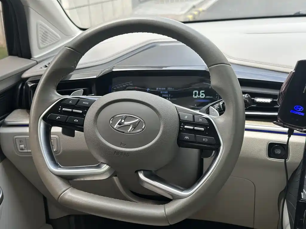 Hyundai Custo 2021 — фото 8