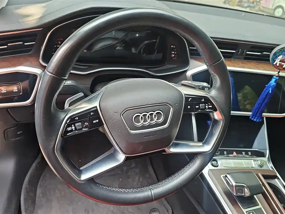 Audi A6 2021 — фото 15
