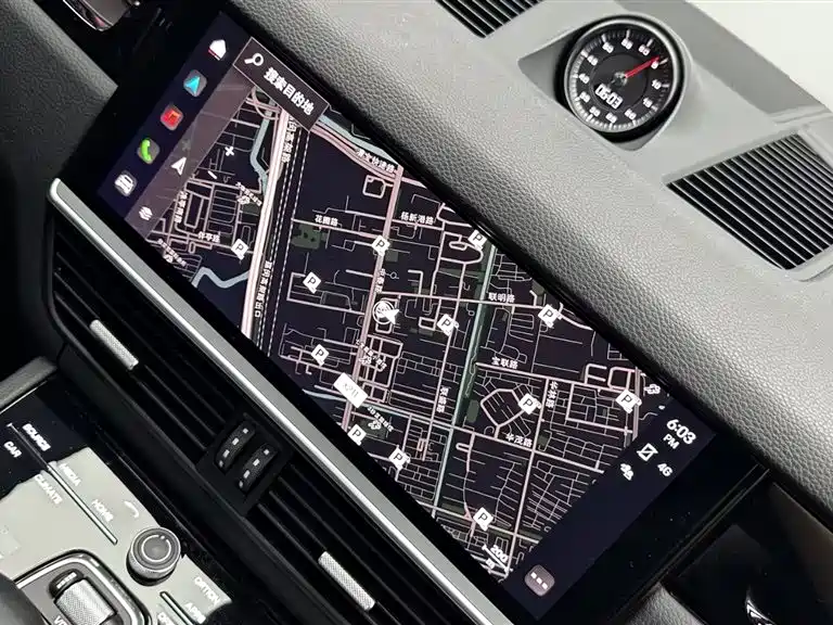 Porsche Cayenne 2023 — фото 15