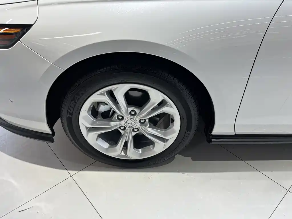 Honda Accord 2024 — фото 13