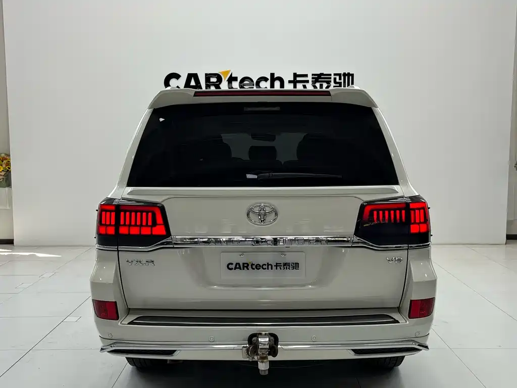 Toyota Land Cruiser 2019 — фото 14
