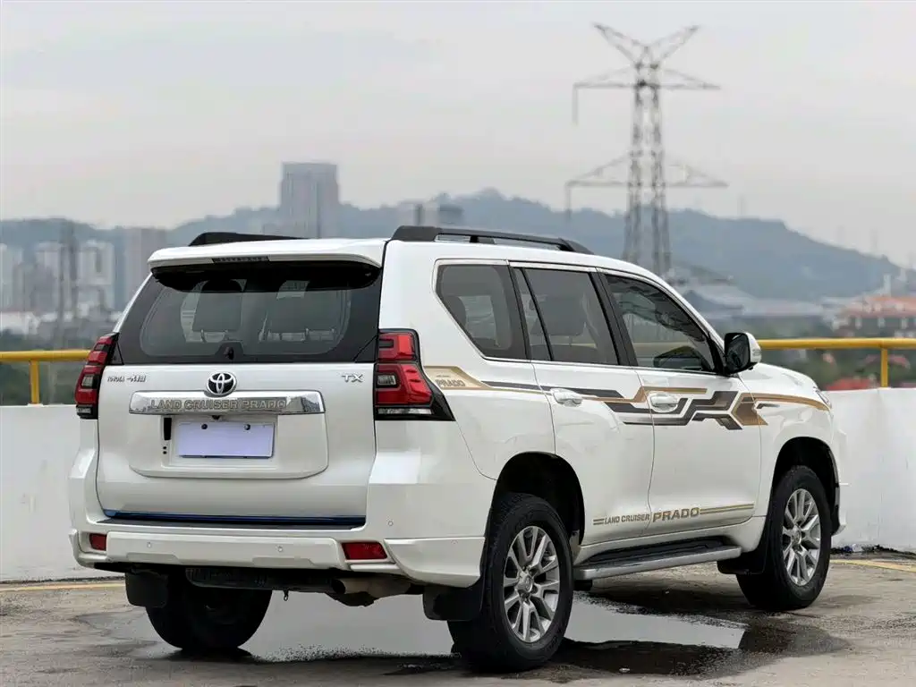 Toyota Prado 2019 — фото 5