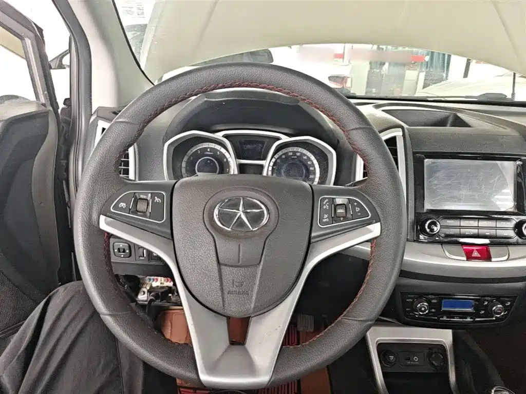 JAC Refine S3 2015 — фото 11