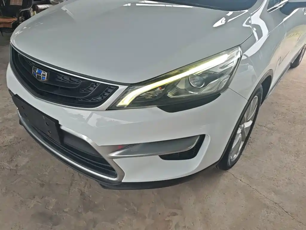 Geely Emgrand GS 2017 — фото 18