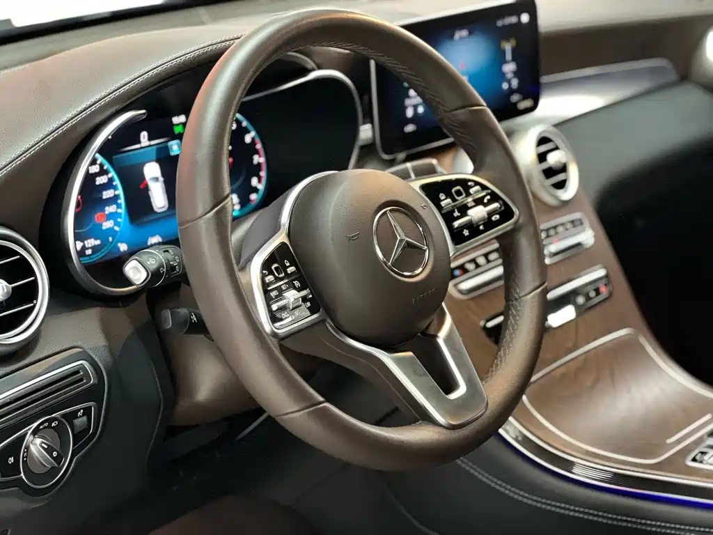 Mercedes-Benz GLC 2022