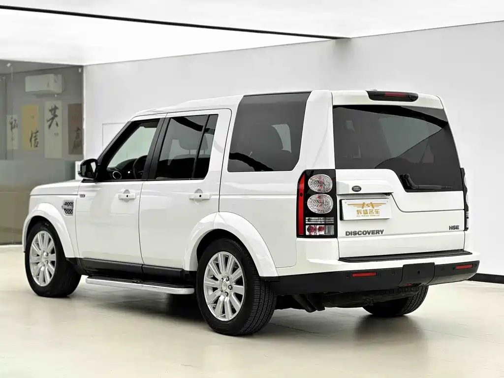 Land Rover Discovery 2015 — фото 6