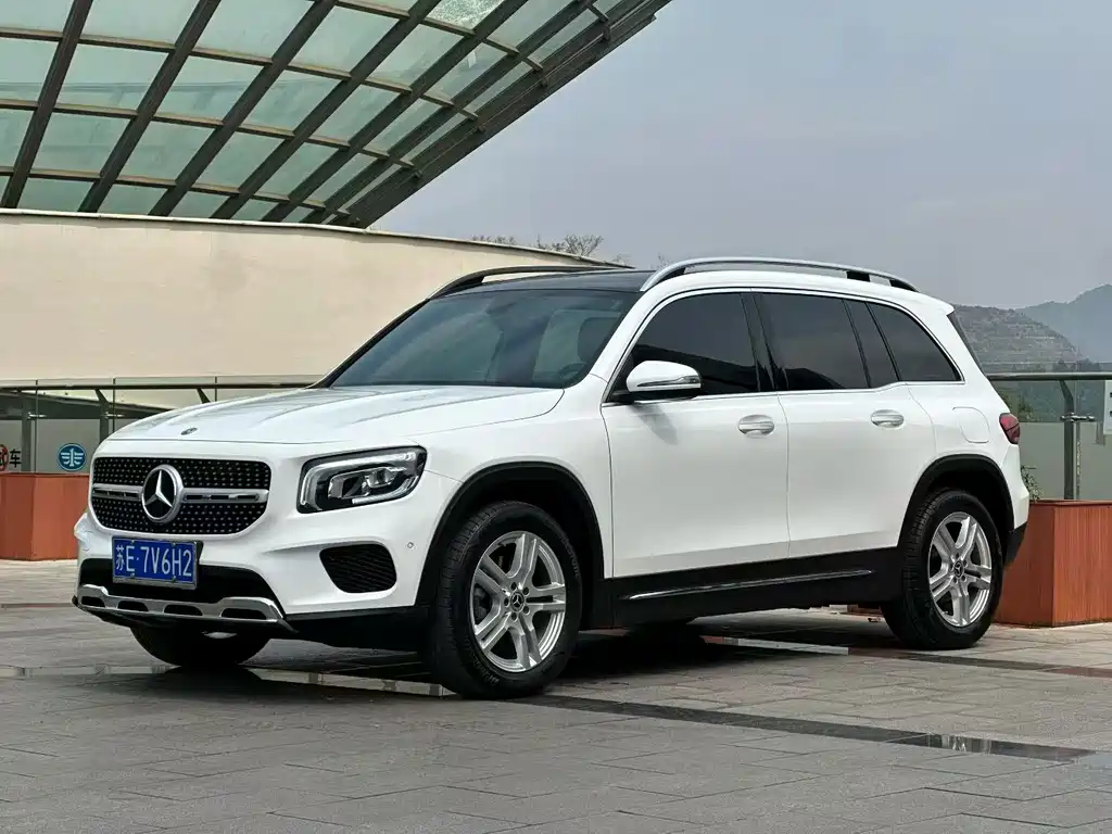 Mercedes-Benz GLB 2020 — фото 1
