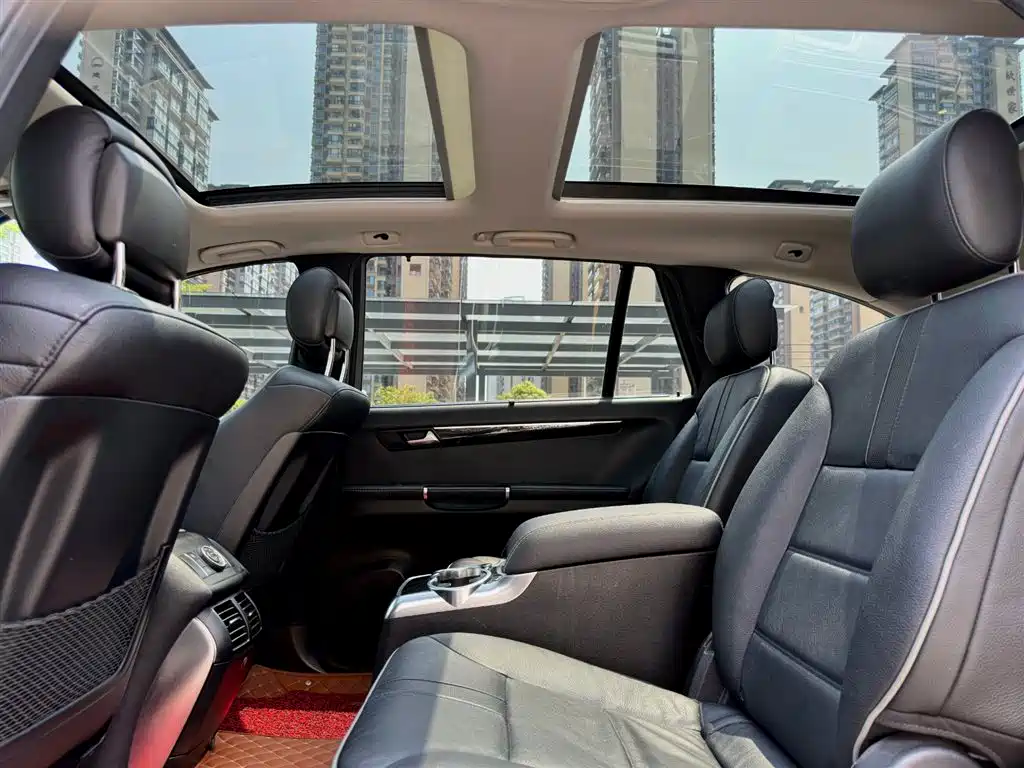 Mercedes-Benz R-Class 2015 — фото 16