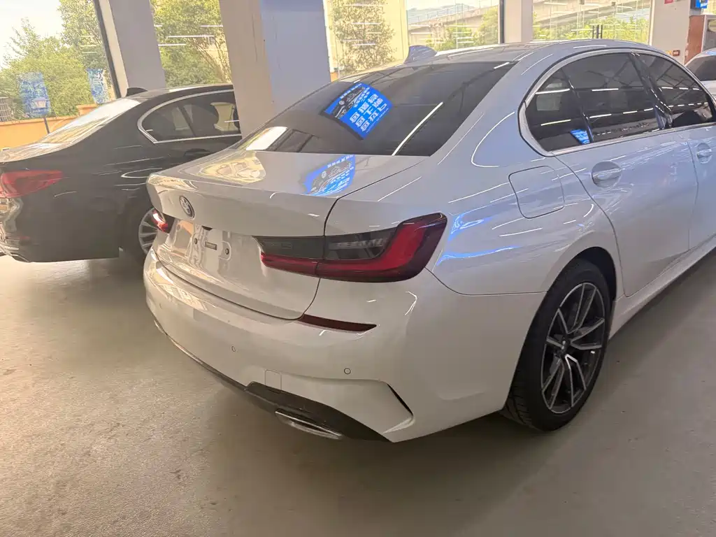 BMW 3 Series 2022