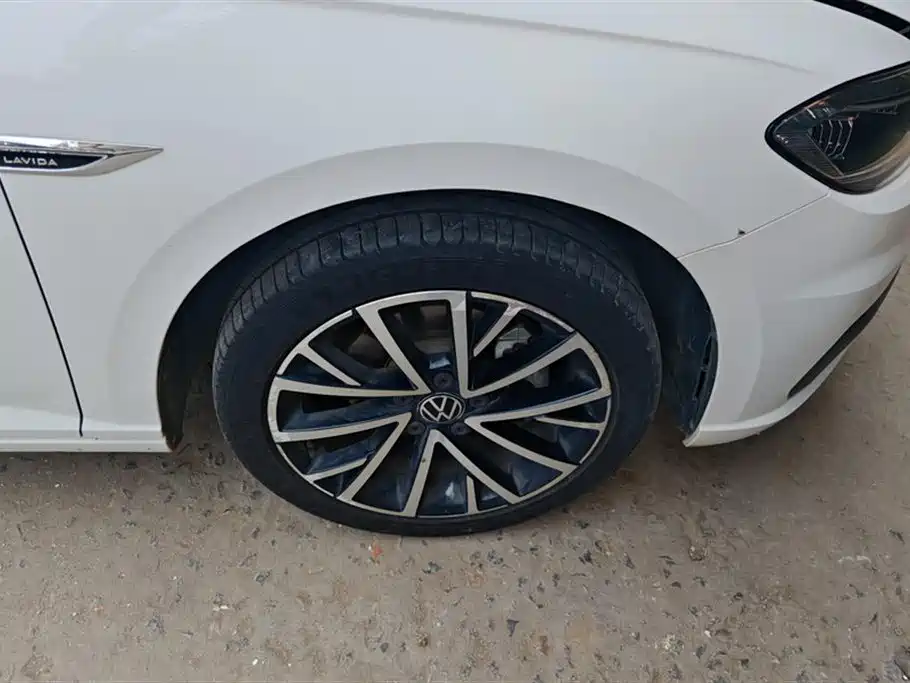 Volkswagen Lavida 2021