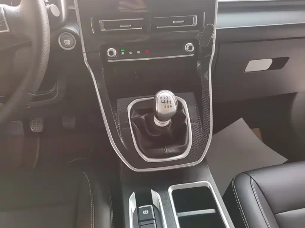 Haval M6 2021 — фото 14