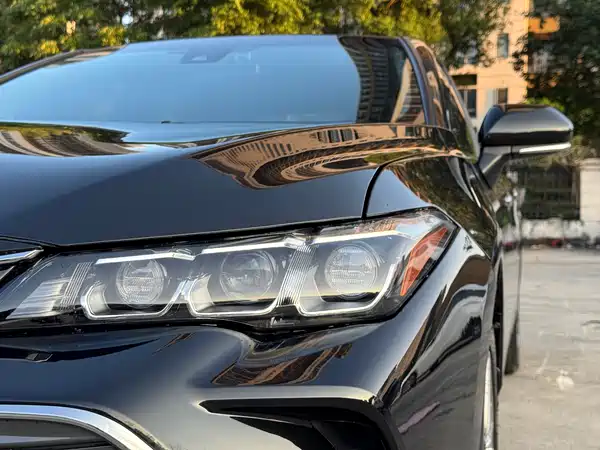 Toyota Avalon 2022