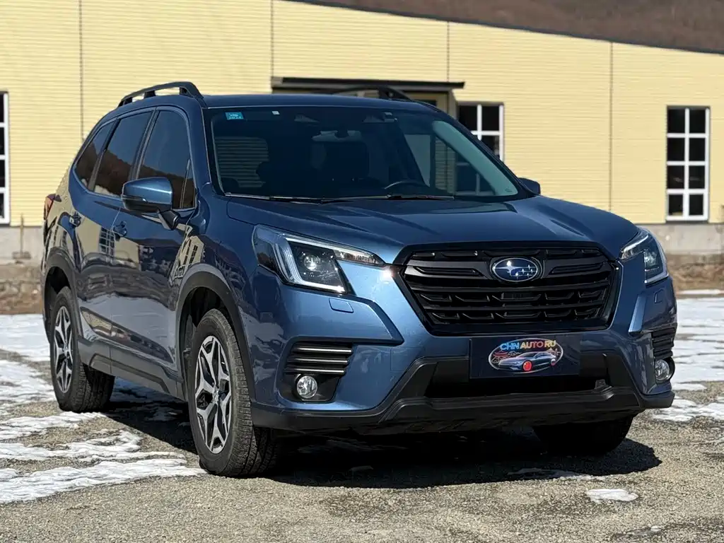 Subaru Forester 2023 — фото 32