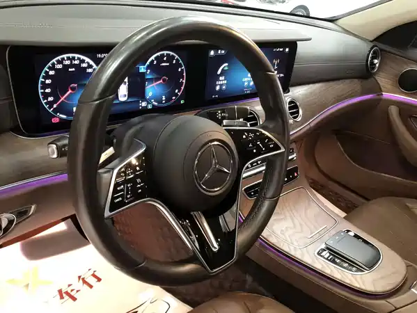 Mercedes-Benz E-Class 2021
