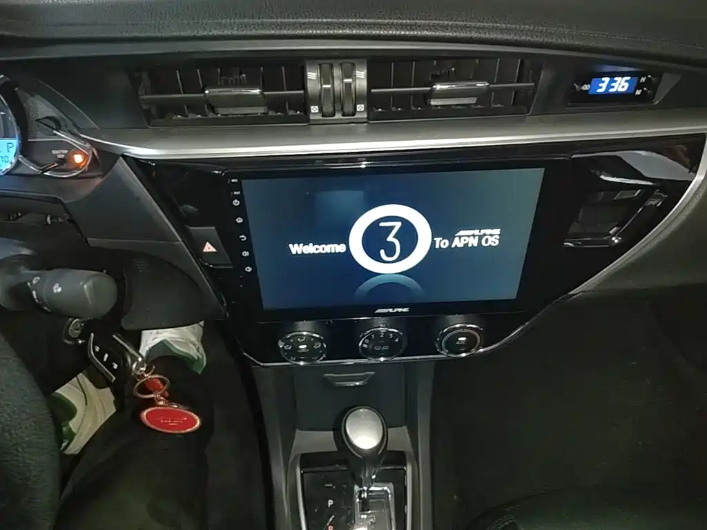 Toyota Corolla 2016 — фото 13