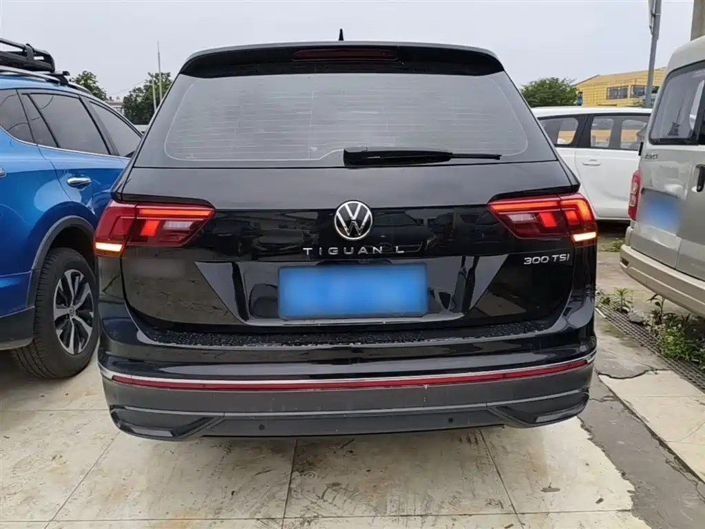 Volkswagen Tiguan L 2025 — фото 6