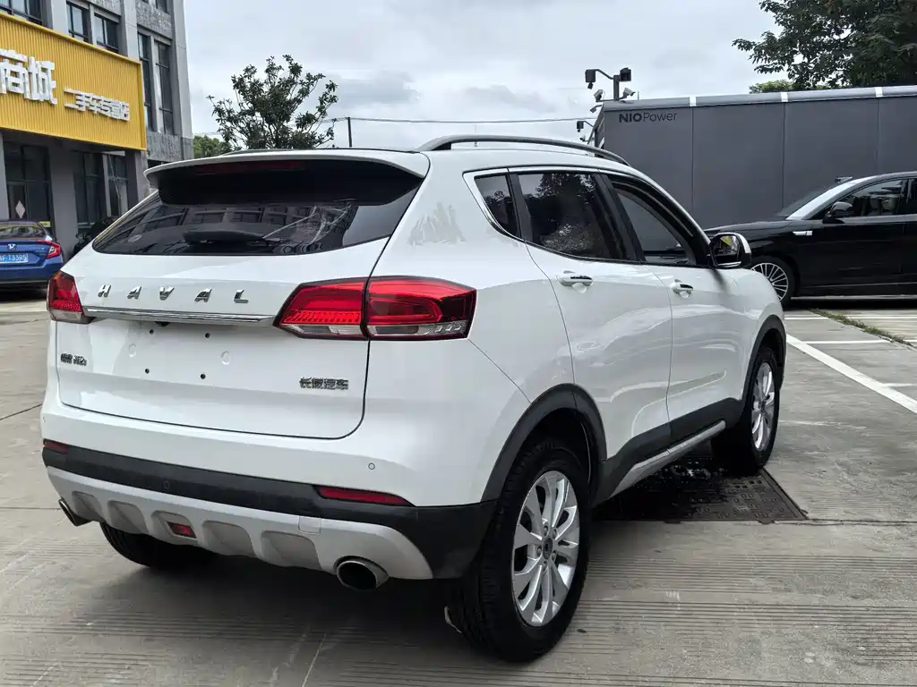 Haval H2s 2018 — фото 4
