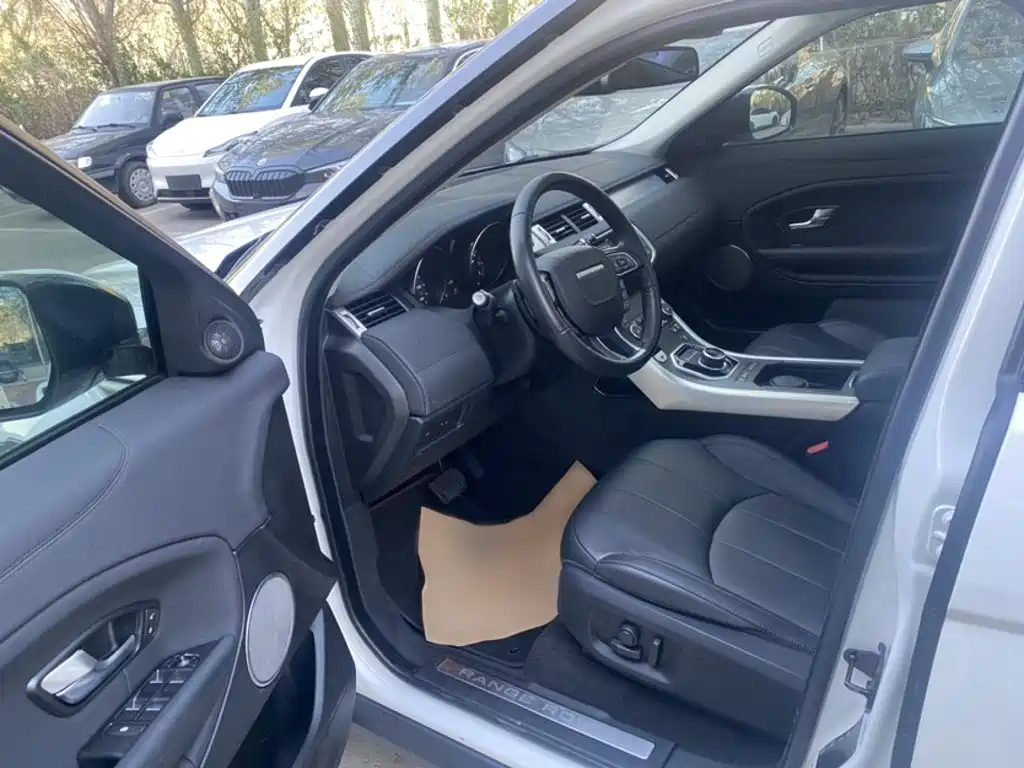 Land Rover Range Rover Evoque 2017 — фото 18
