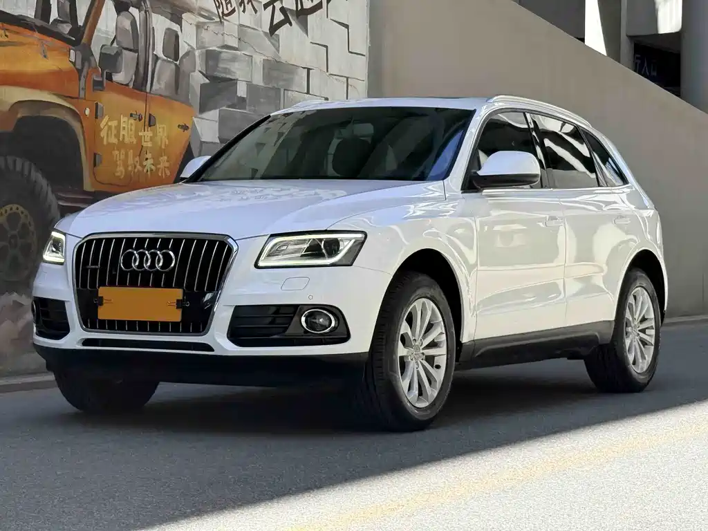 Audi Q5 2015 — фото 1