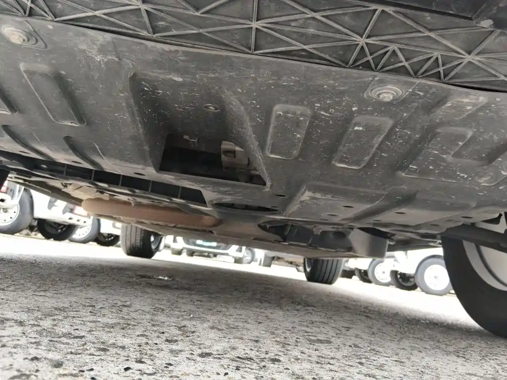 Changan Auchan Z6 New Energy 2022 — фото 21