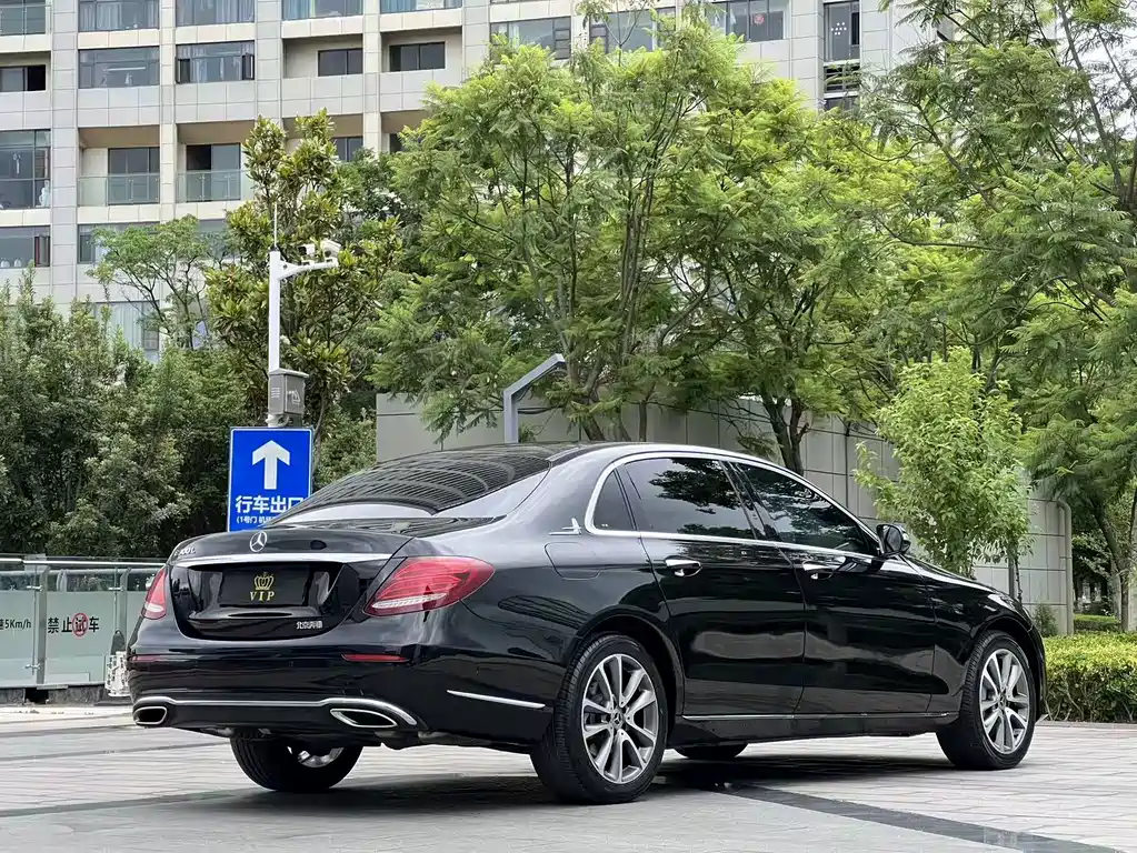 Mercedes-Benz E-Class 2018