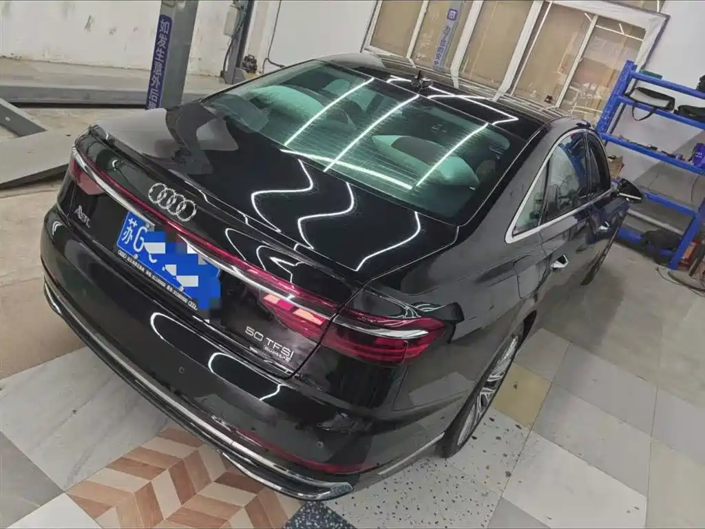 Audi A8 2023