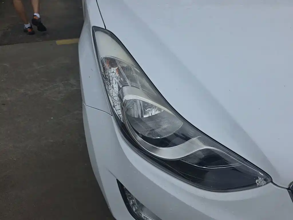Hyundai Elantra Langdong 2015 — фото 11
