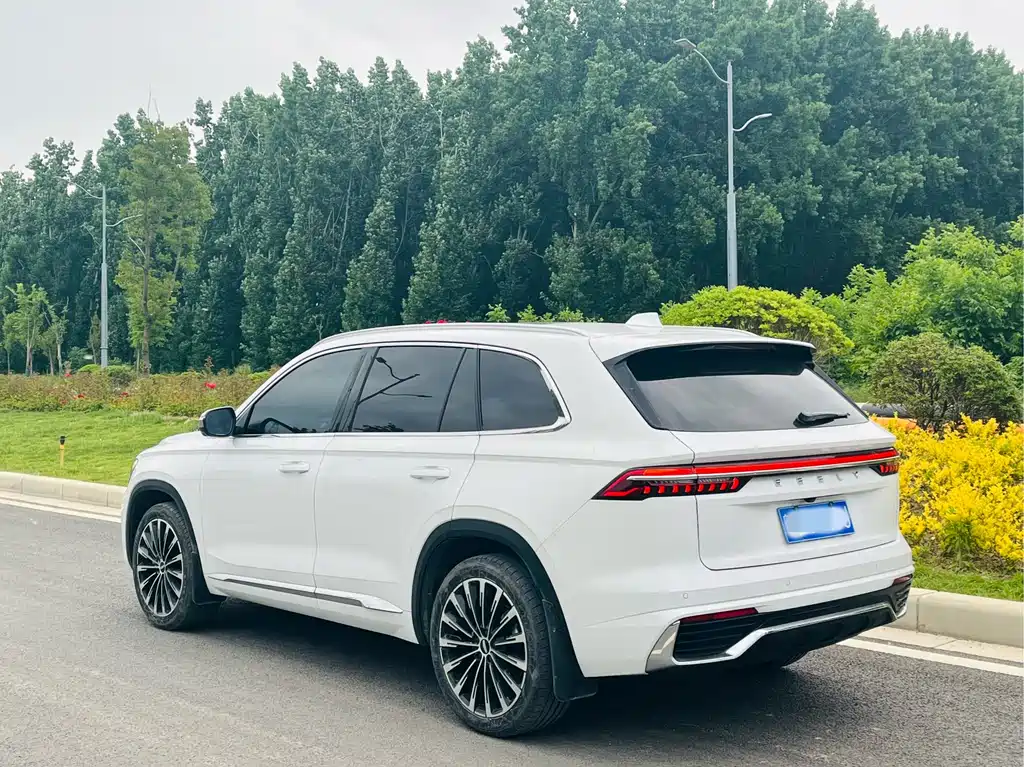 Geely Xingyue L 2025 — фото 8
